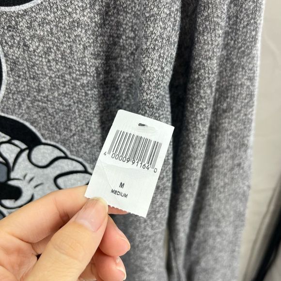 Disney Parks NWT Minnie Mouse Grey Lightweight Sweater Size Medium - Picture 4 of 4